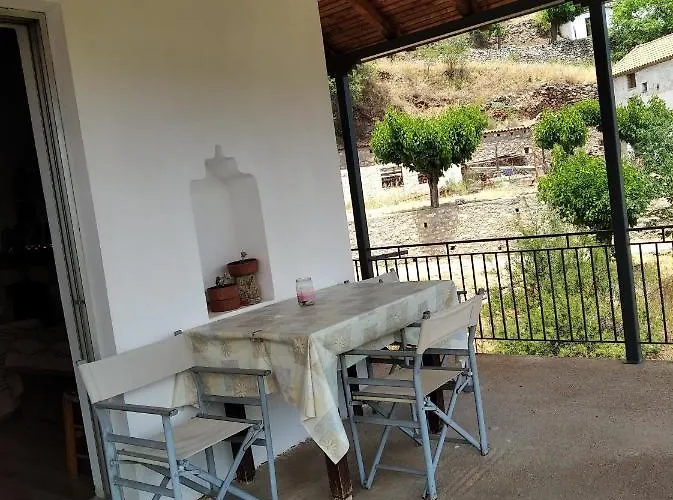 Zakouta House בית נופש Prastos